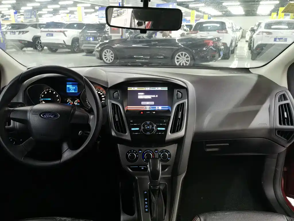 Ford Focus 2015 — фото 6