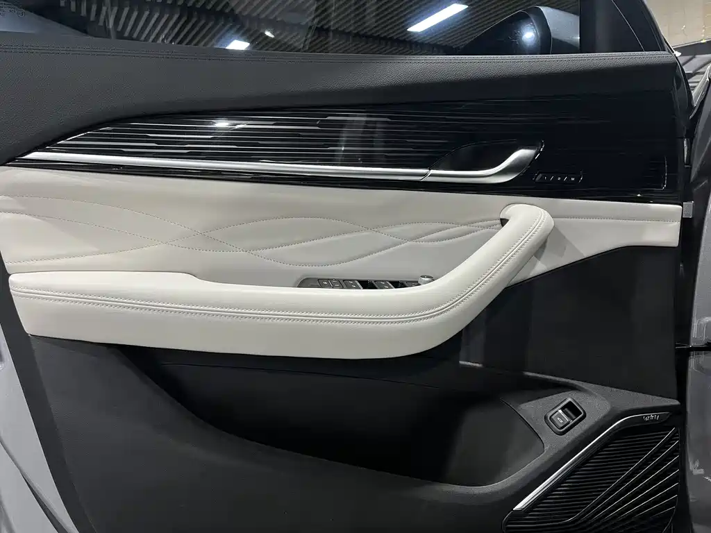 Geely Xingyue L 2023 — фото 13
