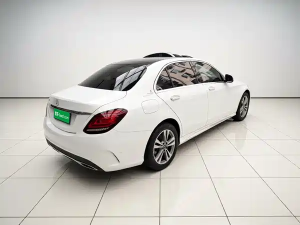 Mercedes-Benz C-Class 2021