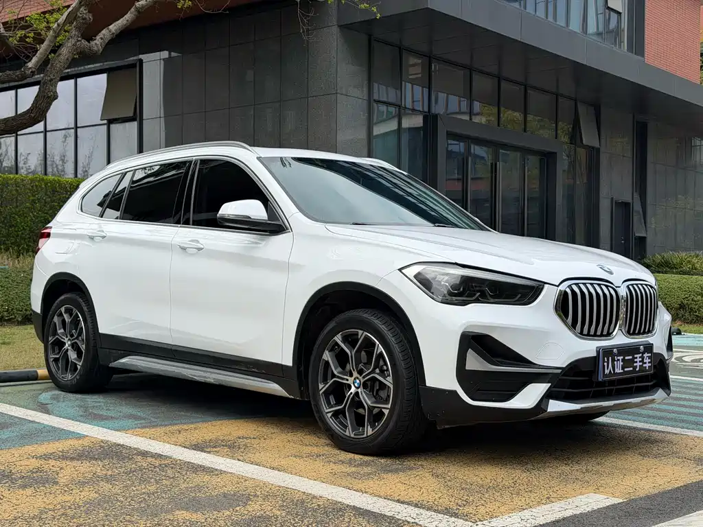 BMW X1 2020 — фото 3