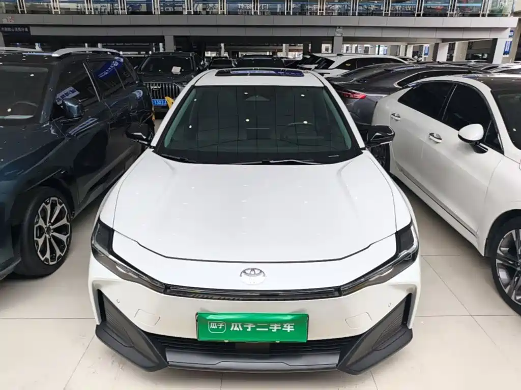 Toyota bZ3 2024