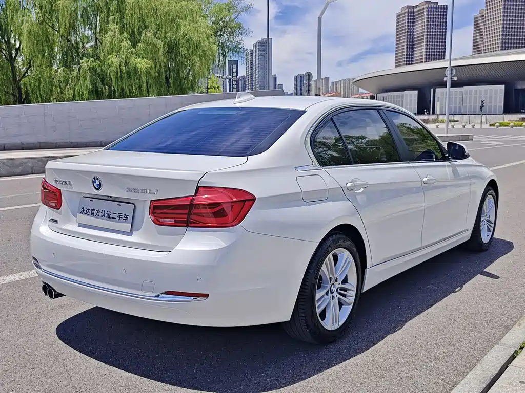 BMW 3 Series 2017