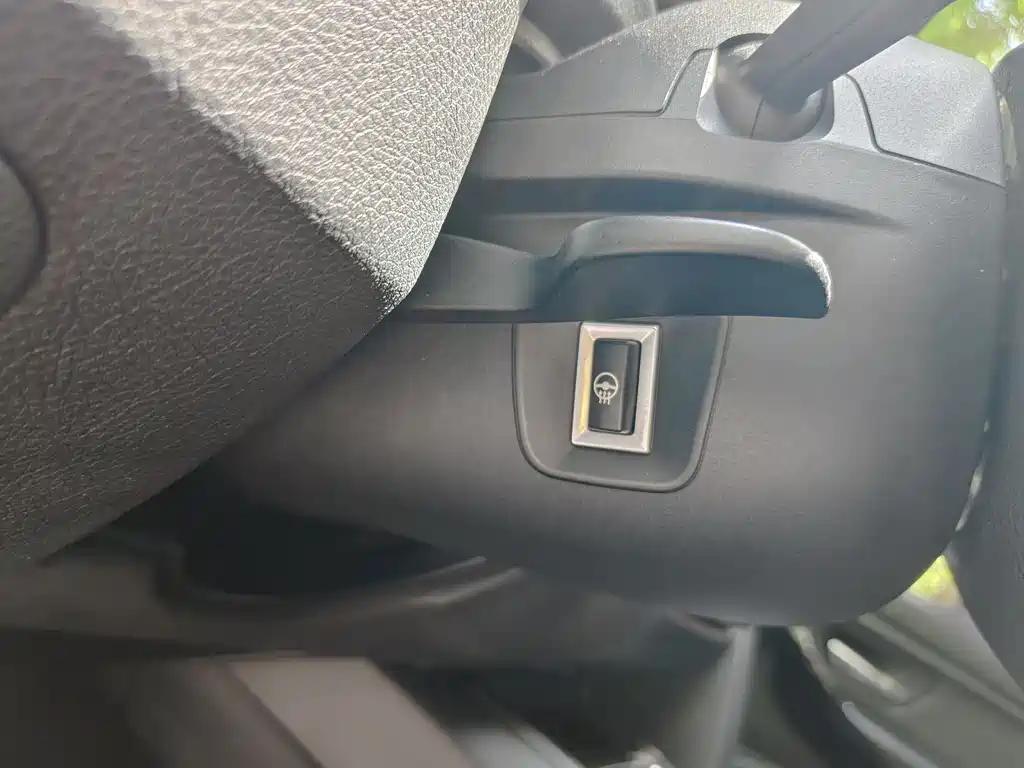 BMW 3 Series 2017 — фото 17