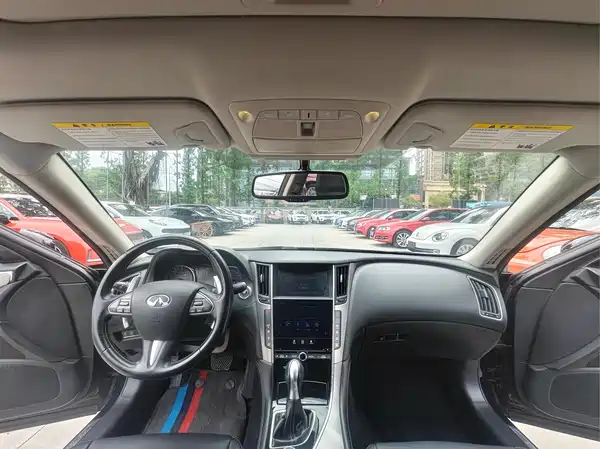 Infiniti Q50L 2016