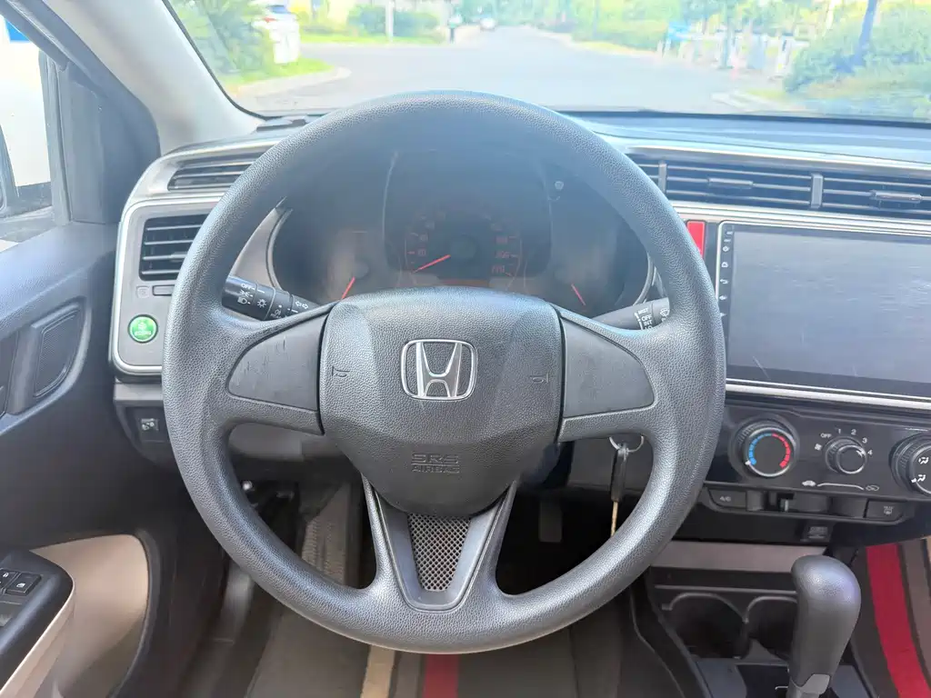 Honda City 2018 — фото 10