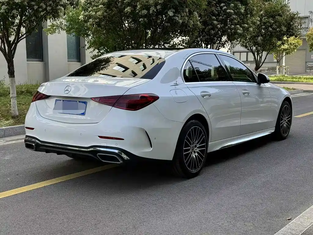 Mercedes-Benz C-Class 2022 — фото 4