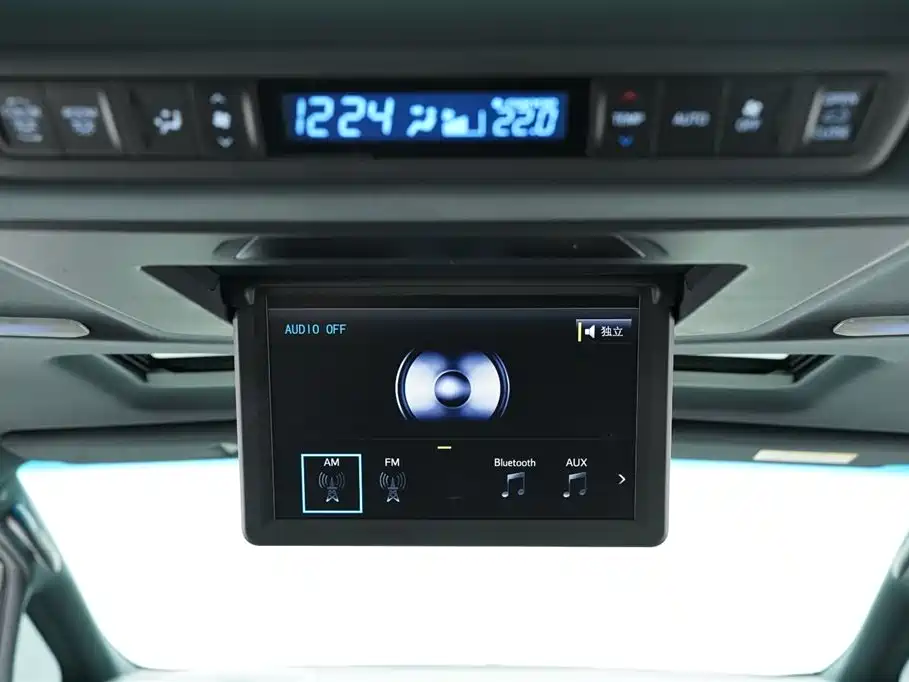 Toyota Alphard 2020 — фото 15
