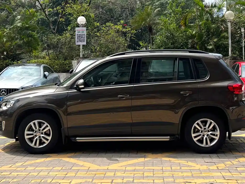 Volkswagen Tiguan 2015 — фото 12