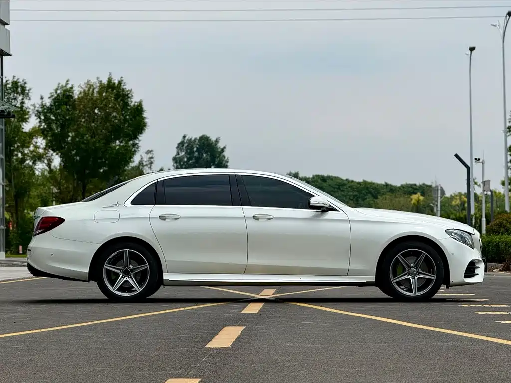 Mercedes-Benz E-Class 2018