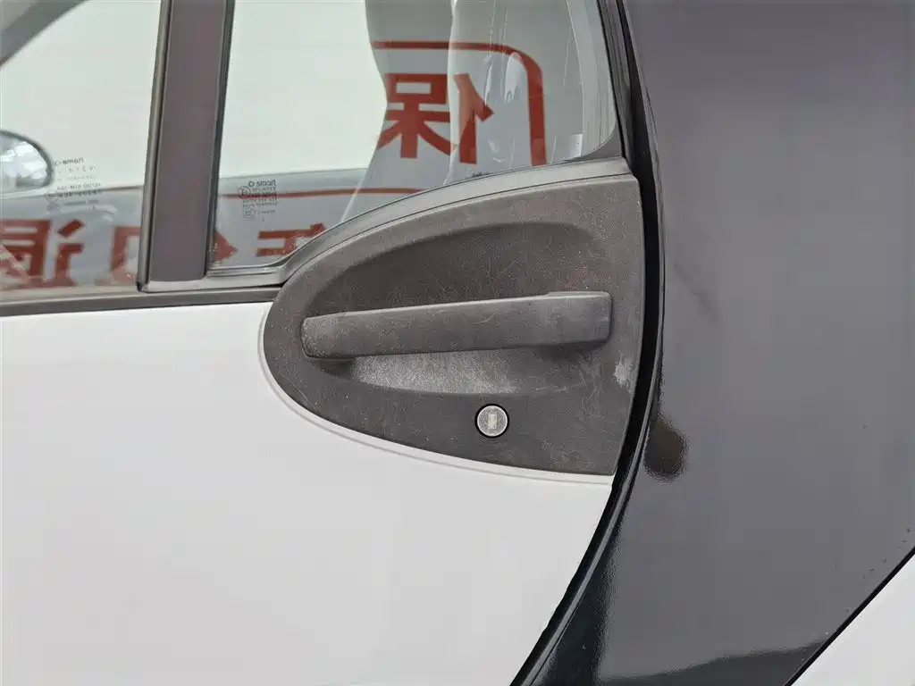 smart Fortwo 2012 — фото 18