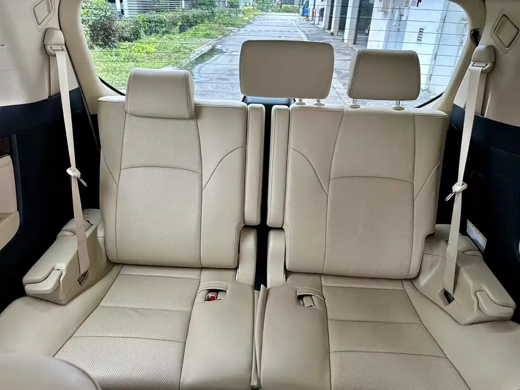 Toyota Alphard 2020 — фото 11