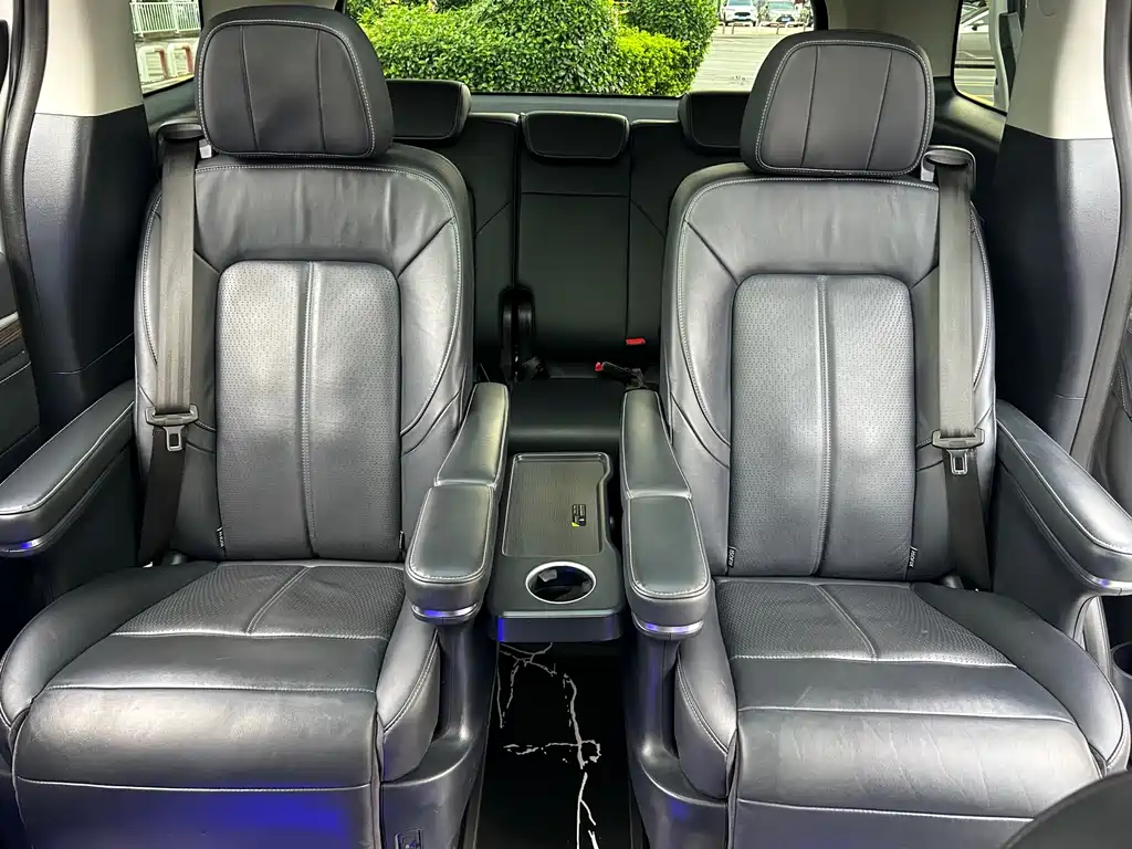 GAC Motor Trumpchi M8 2022 — фото 17