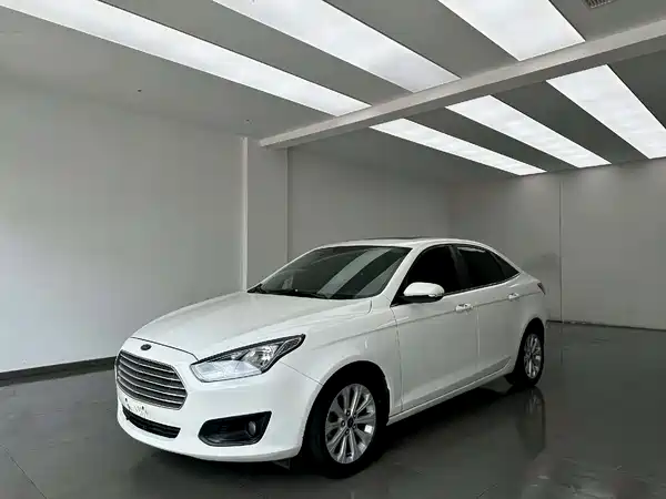 Ford Escort 2017