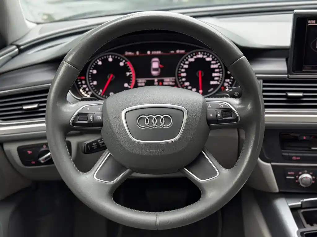 Audi A6L 2014 — фото 12