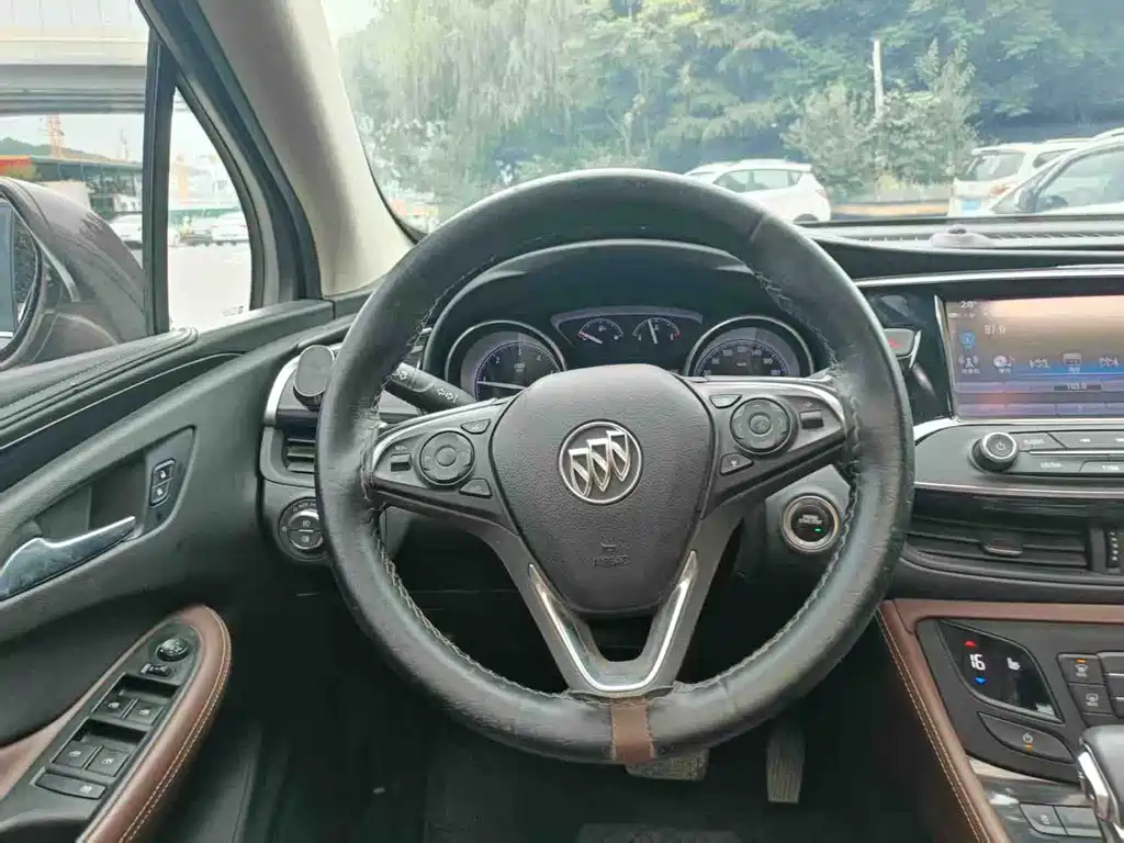 Buick Envision Plus 2018 — фото 9