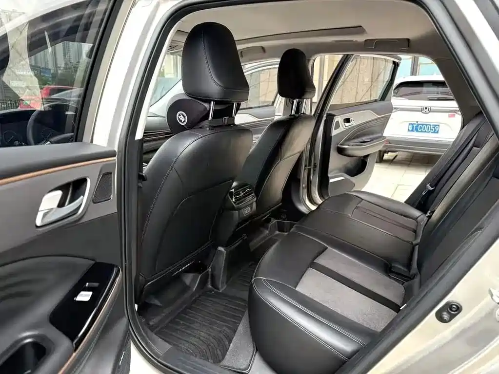 Aion S 2023 — фото 6