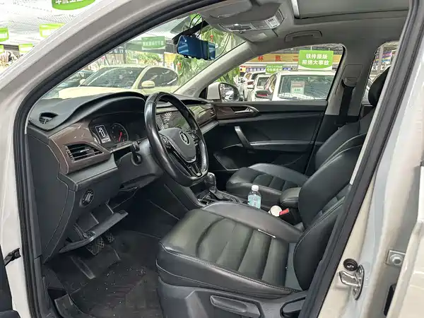 Volkswagen Tharu 2021