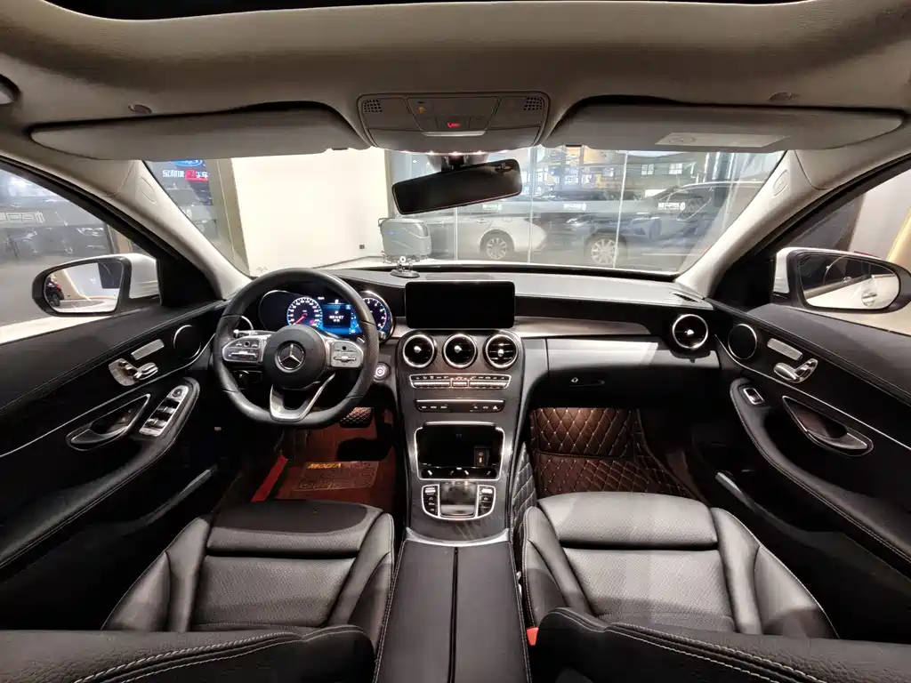 Mercedes-Benz C-Class 2021 — фото 10