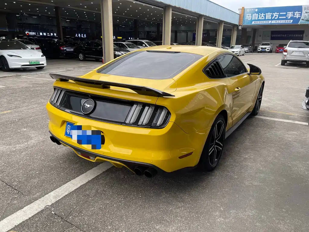 Ford Mustang 2018 — фото 6