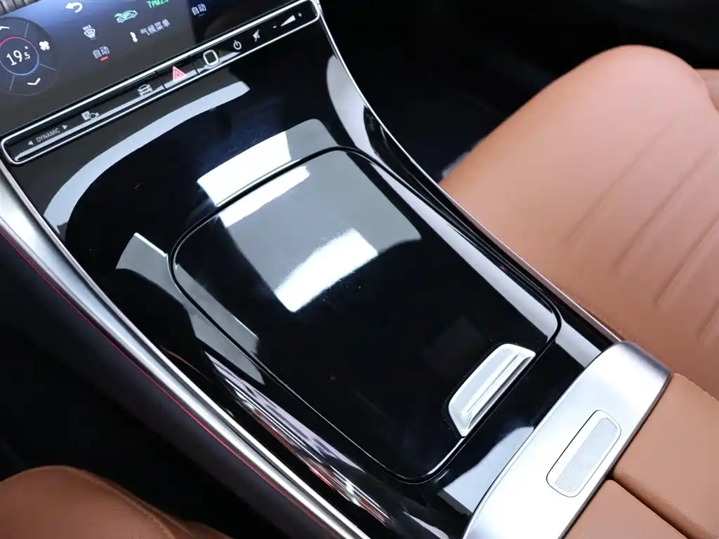 Mercedes-Benz GLC 2024 — фото 12