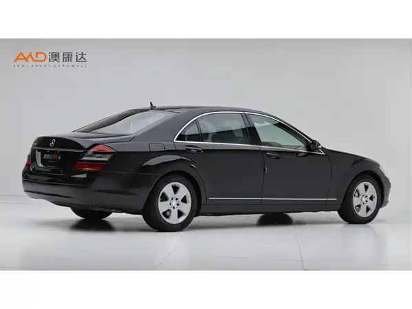 Mercedes-Benz S-Class 2007