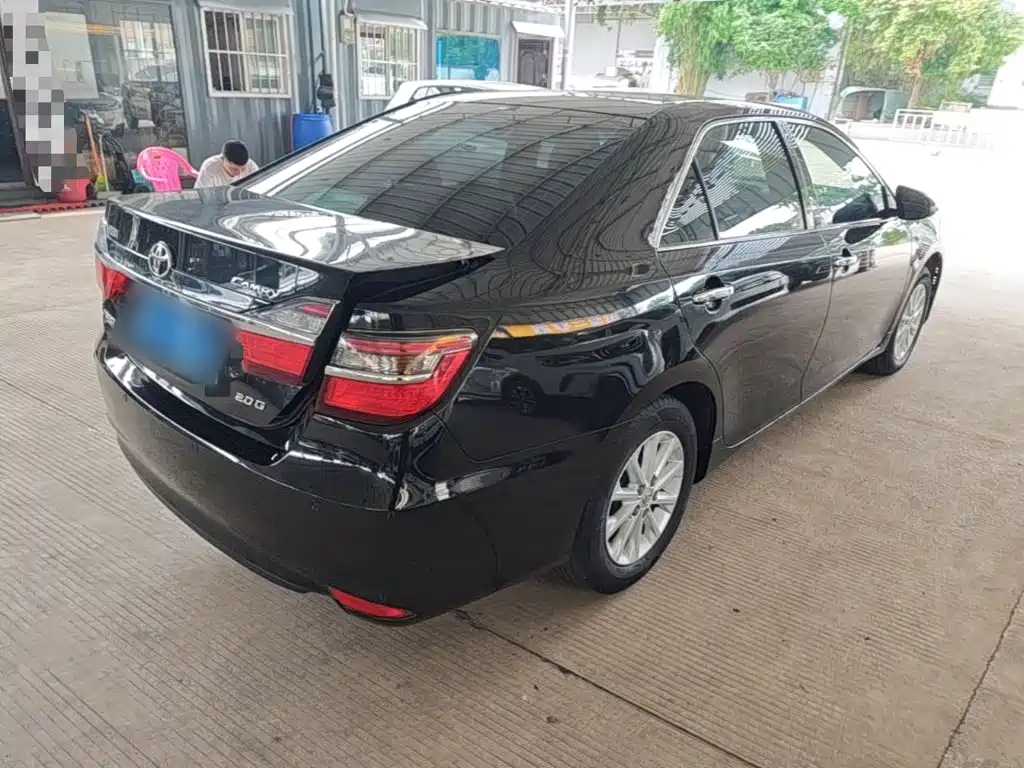 Toyota Camry 2017