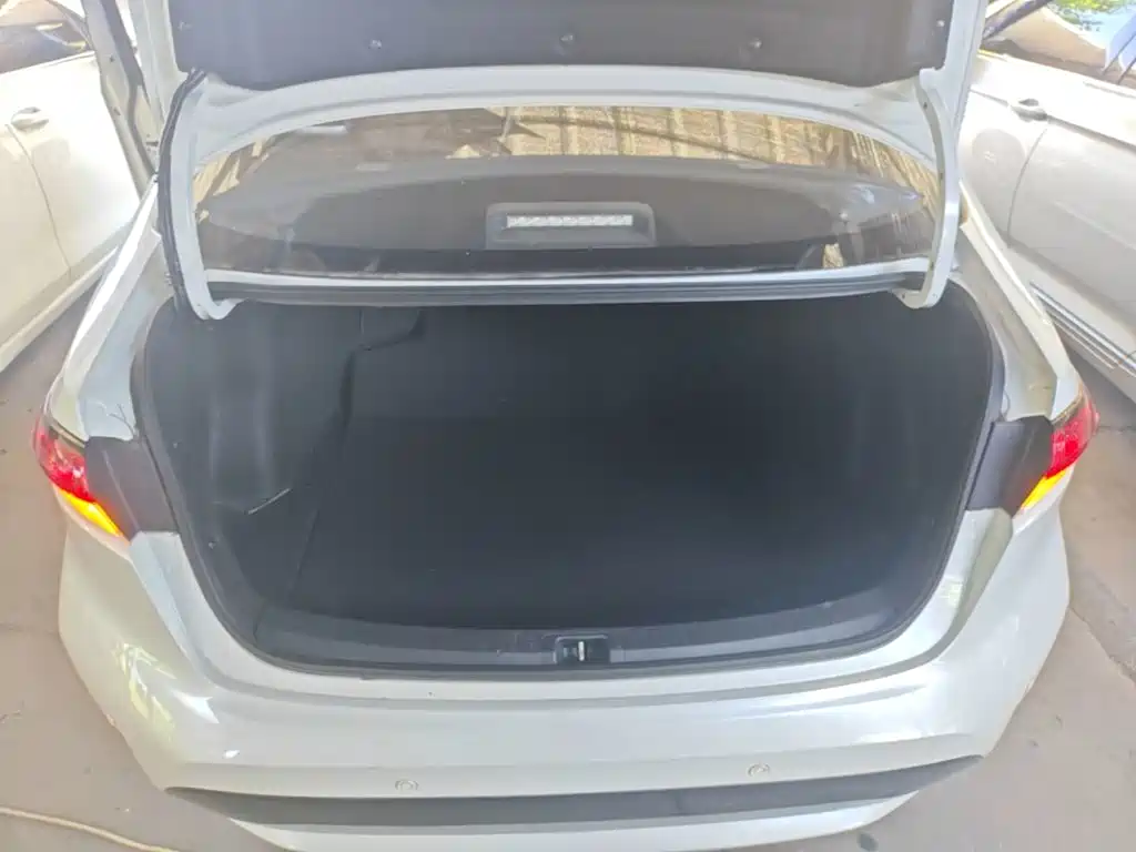 Toyota Levin 2020 — фото 19