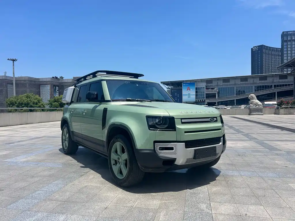 Land Rover Defender 2023 — фото 3