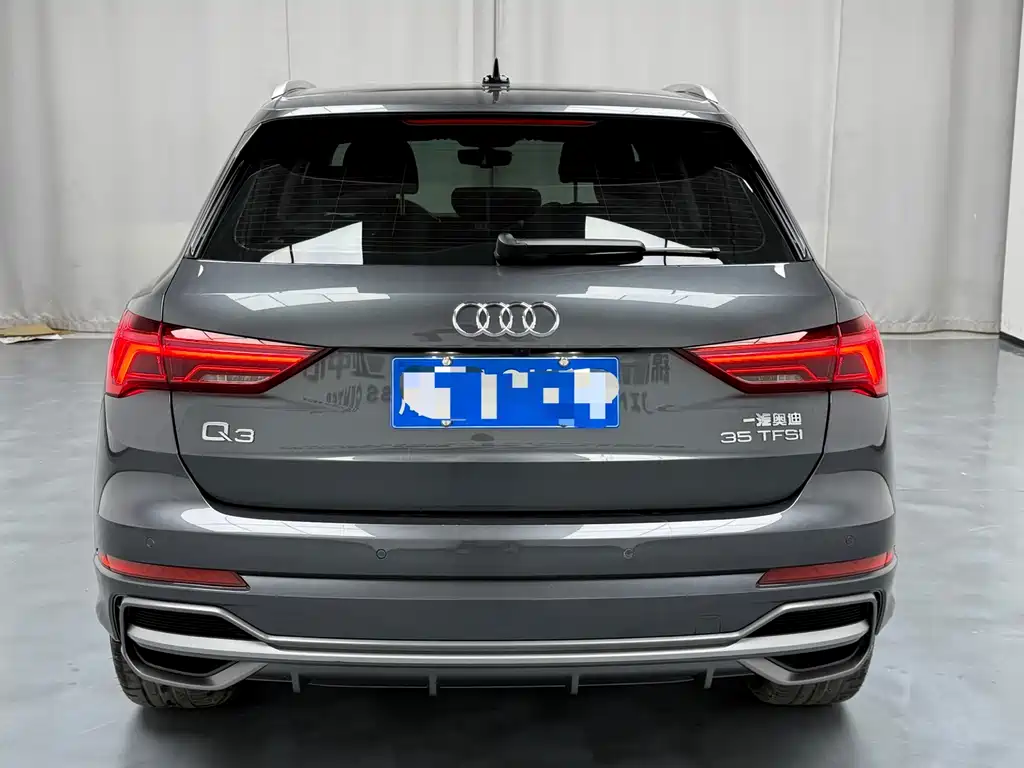 Audi Q3 2022 — фото 16