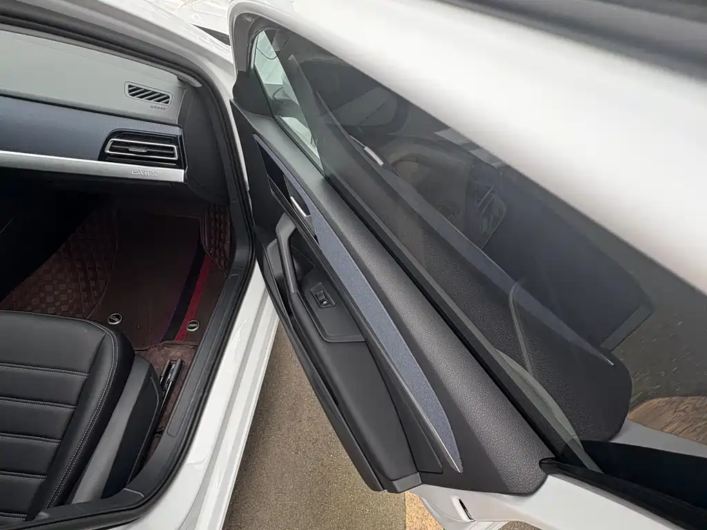Volkswagen Lavida 2023