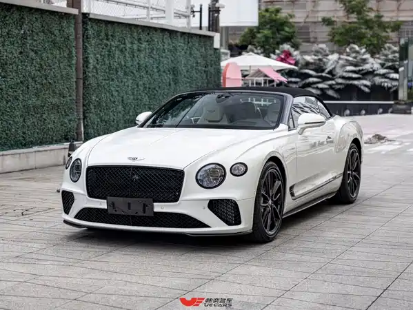 Bentley Continental 2022