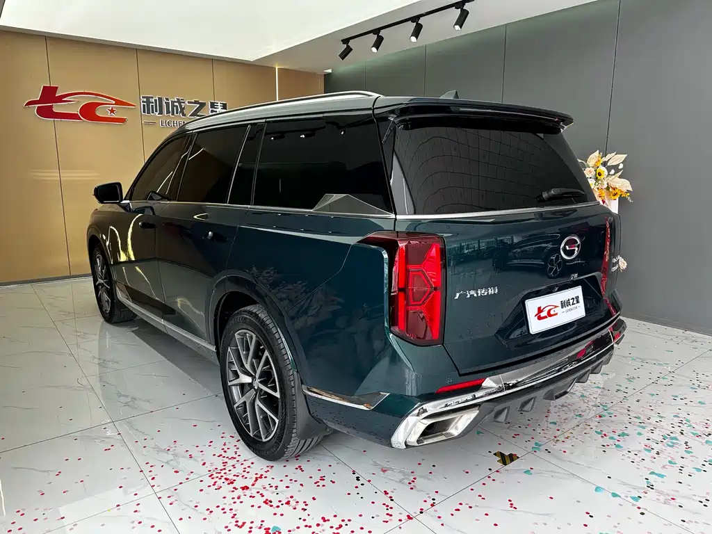 GAC Trumpchi GS8 2022 — фото 4