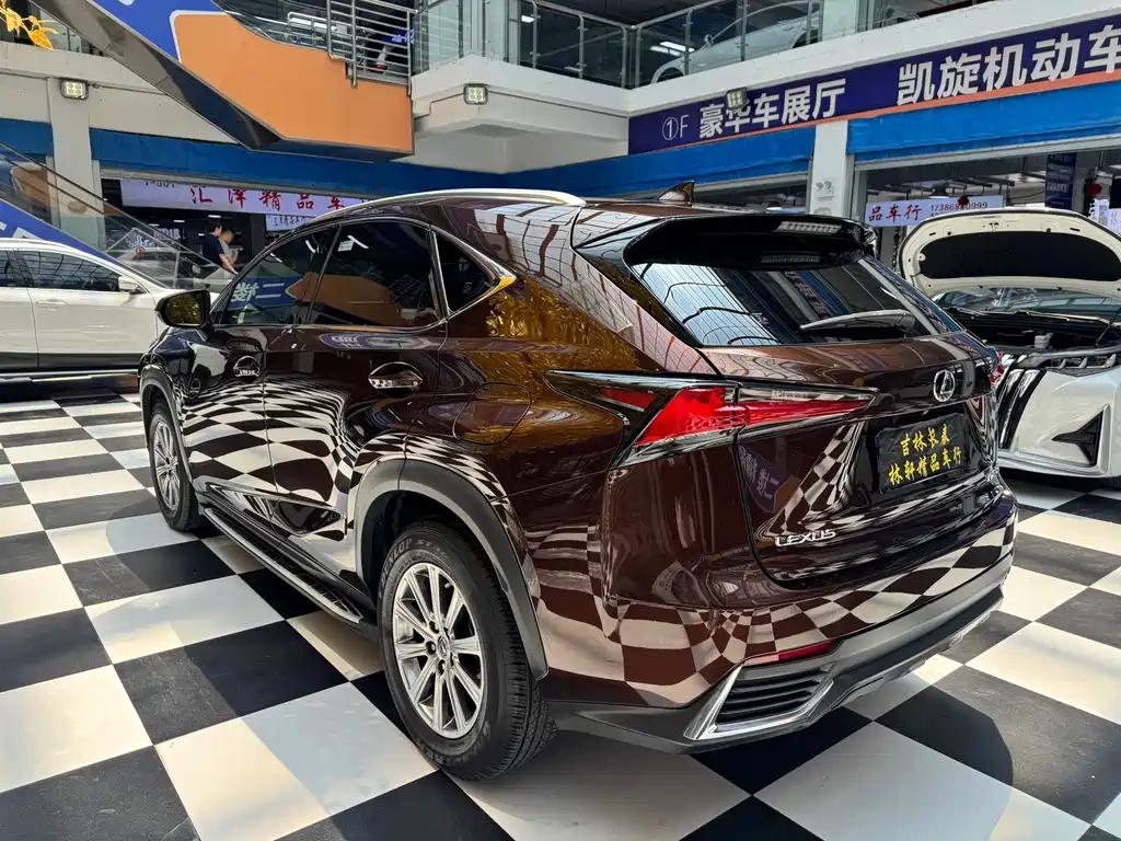 Lexus NX 2018