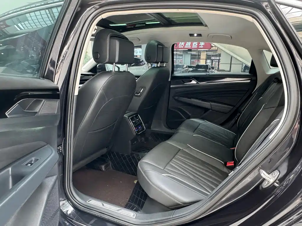 Volkswagen Passat 2021