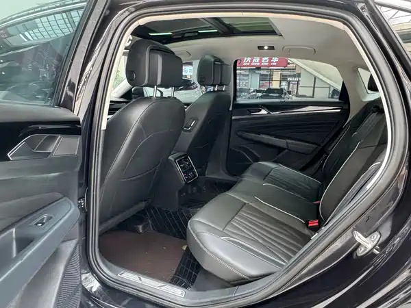 Volkswagen Passat 2021
