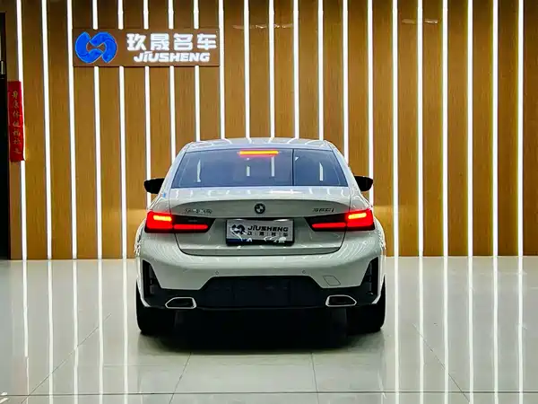 BMW 3 Series 2023