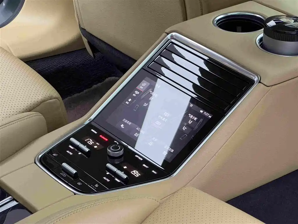 Porsche Panamera 2020 — фото 9