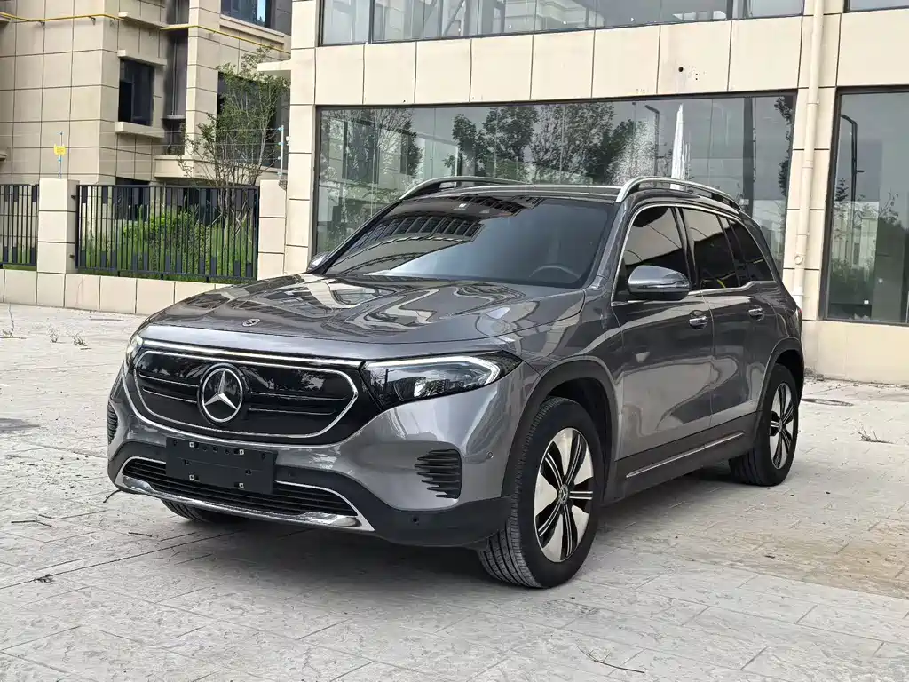 Mercedes-Benz EQB 2022
