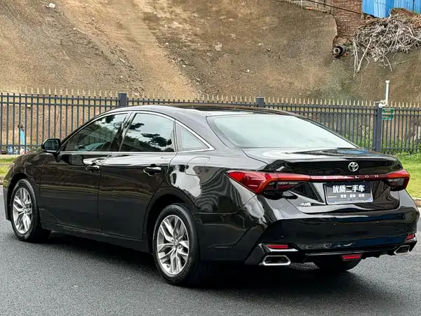 Toyota Avalon 2021