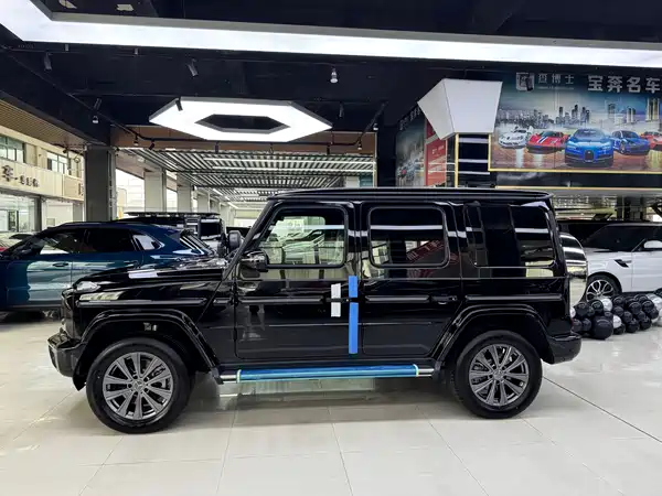 Mercedes-Benz G-Class 2025