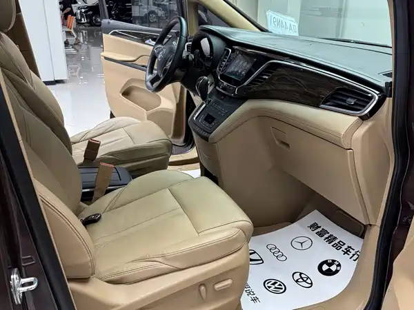 Buick GL8 2019
