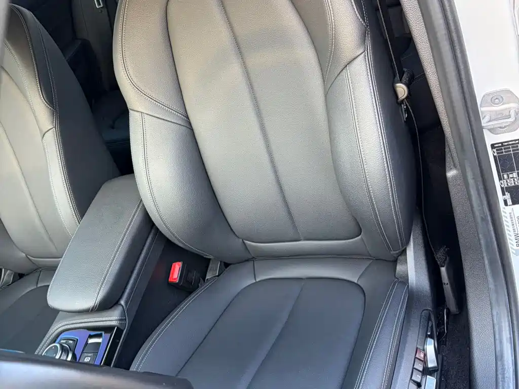 BMW 1 Series 2022