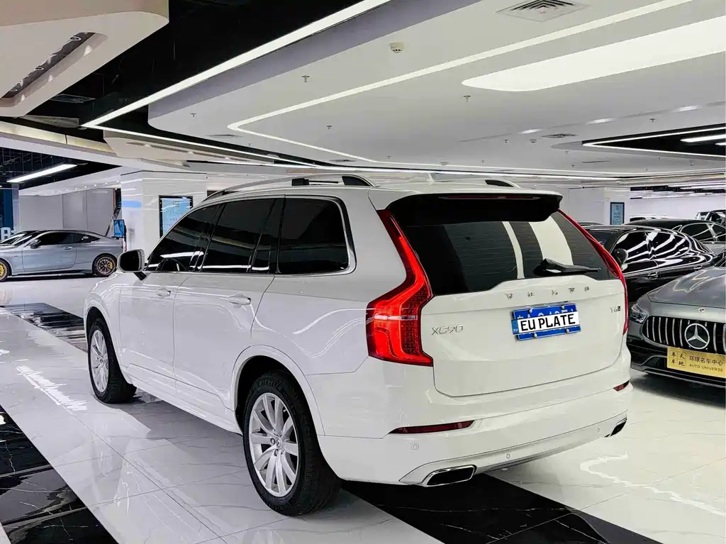 Volvo XC90 2018