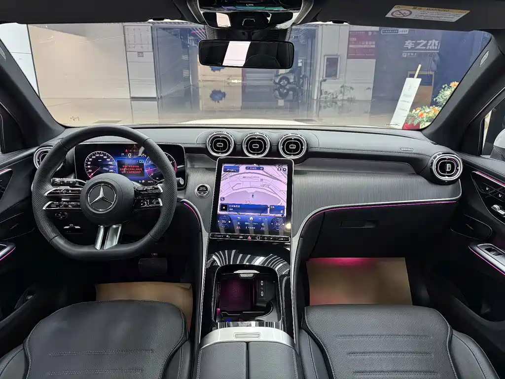 Mercedes-Benz GLC 2024