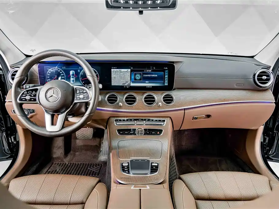 Mercedes-Benz E-Class 2018 — фото 10