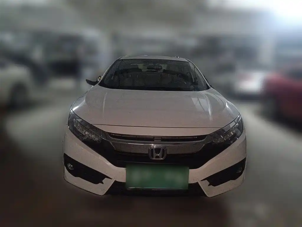 Honda Civic 2018 — фото 24