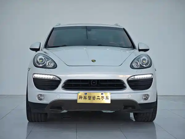 Porsche Cayenne 2011