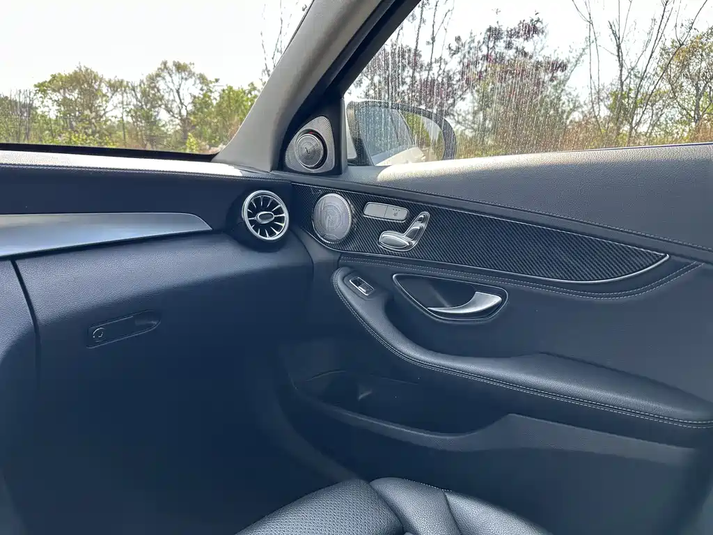 Mercedes-Benz C-Class 2016 — фото 20