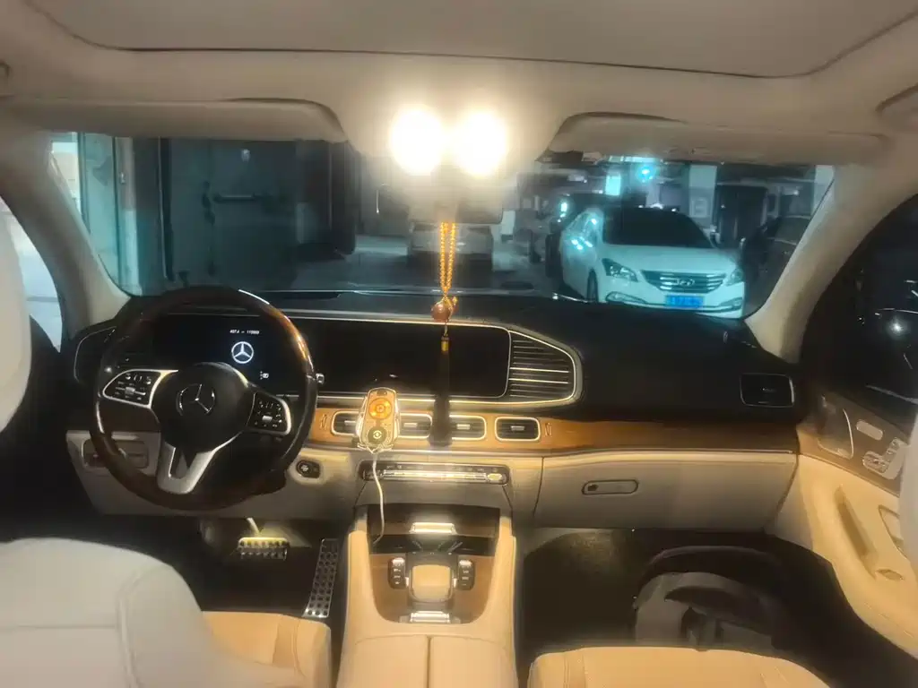 Mercedes-Benz GLS 2020
