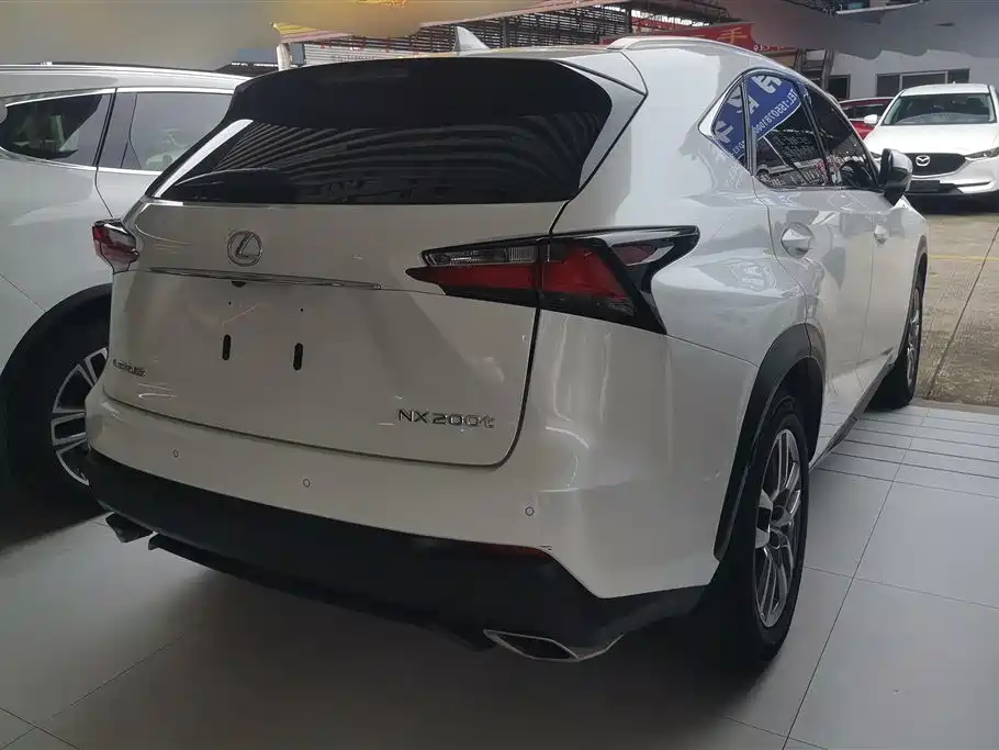 Lexus NX 2015